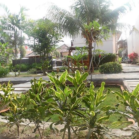 Melati Resort & Hotel Kuta  Exteriör bild