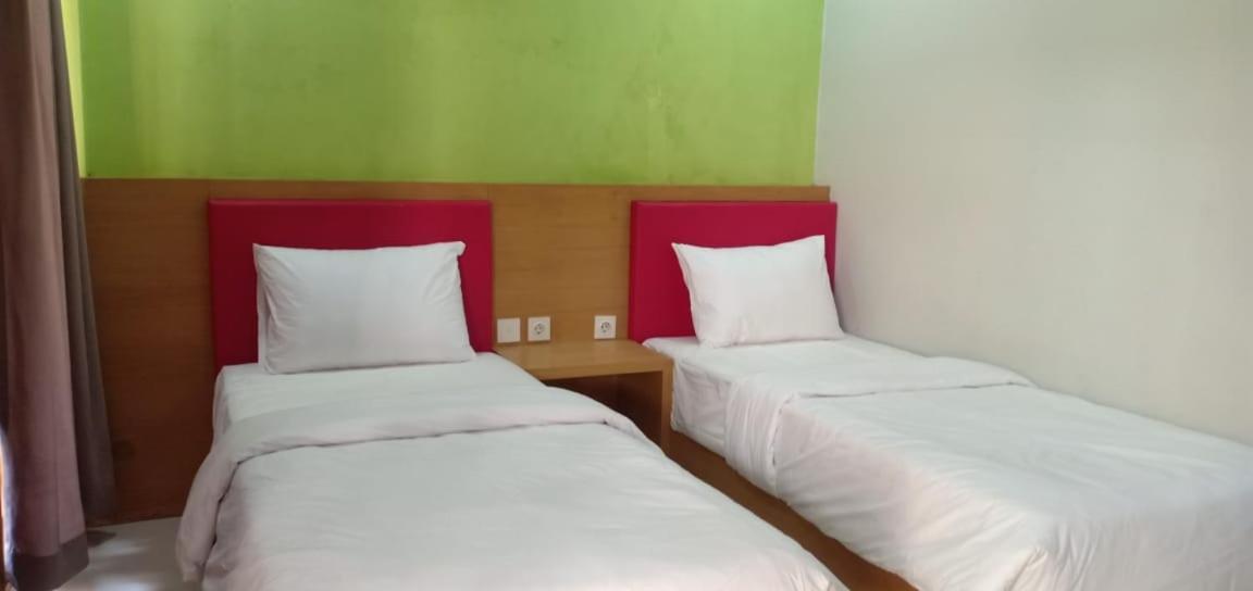 Melati Resort & Hotel Kuta  Exteriör bild
