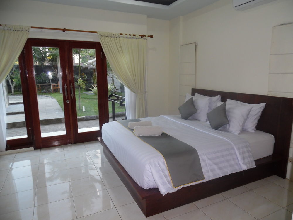 Melati Resort & Hotel Kuta  Exteriör bild